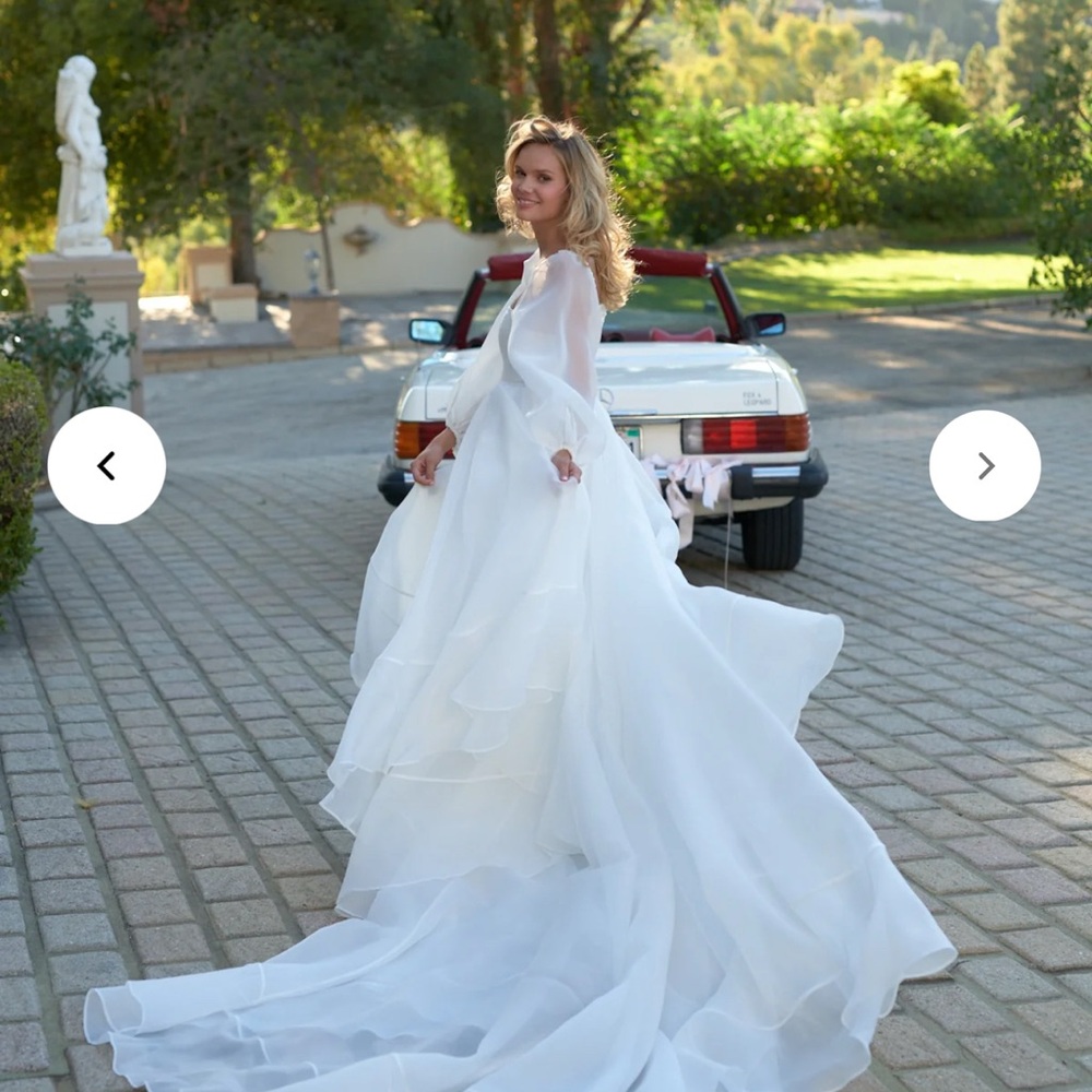 NEW Ivory Queen Selkie Elegant White Wedding Dress XL